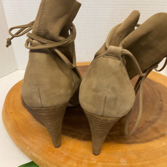 Vince Camuto Suede Peep Toe Wrap Tie Ankle Heels Booties - Picture 6 of 12